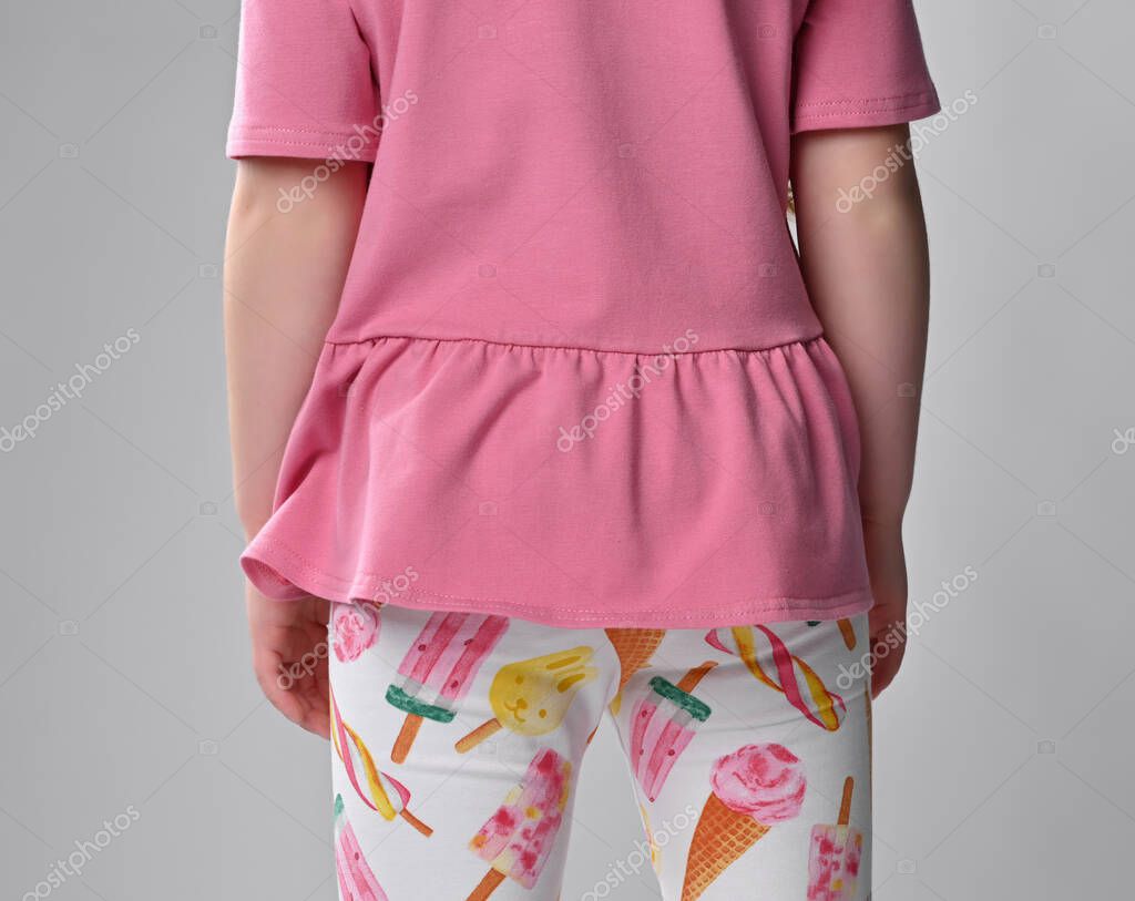 Detailaufnahme eines bedruckten Hoodie-Frontprints